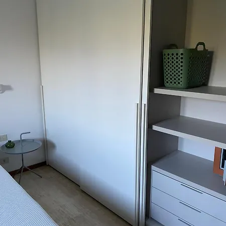 Punta D'oro With Garden, Parking Place And Access At 300 M Apartman